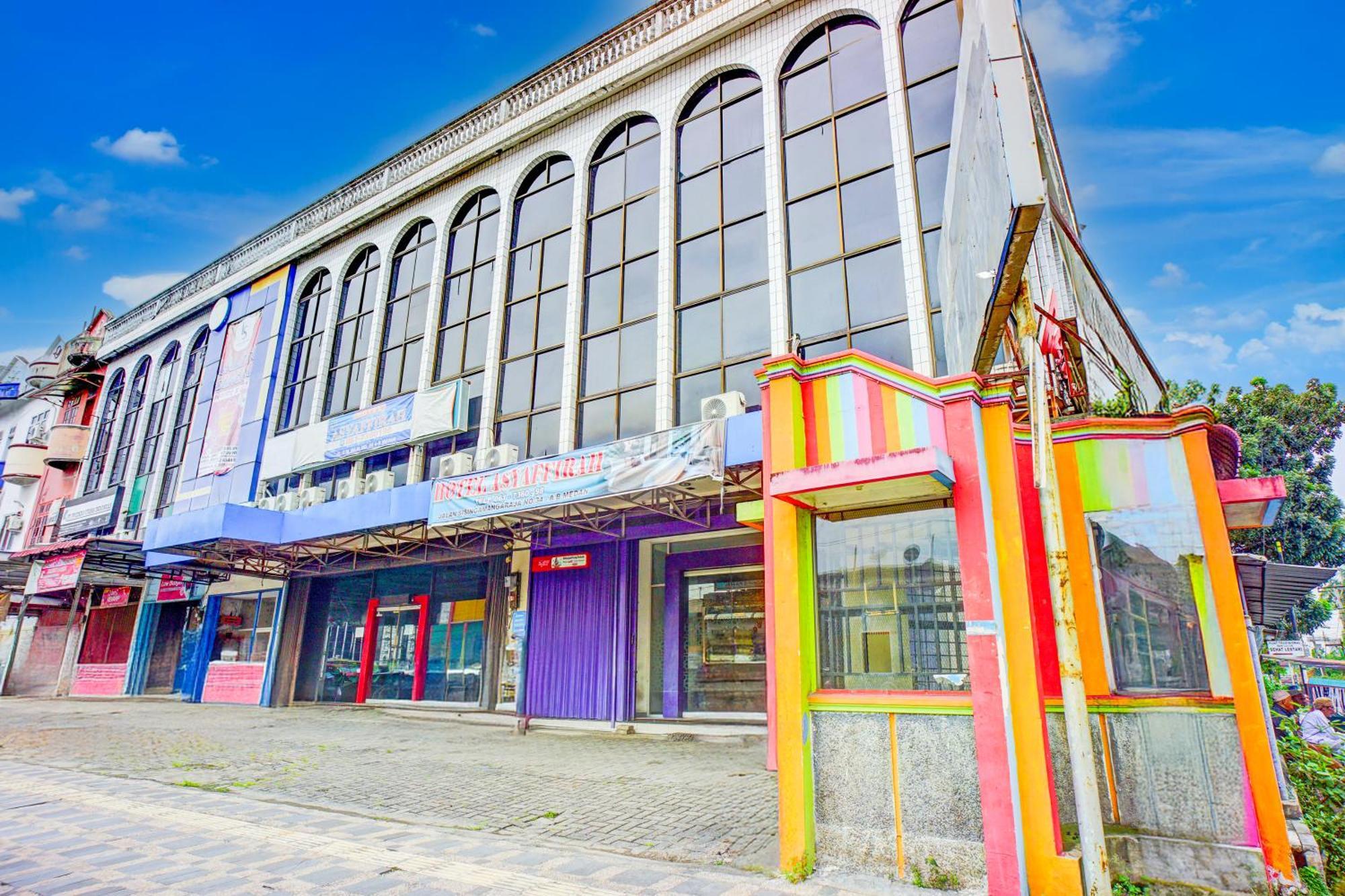 Hotel O Asyaffirah Near Masjid Raya Al Mashun Sm Raja Medan Kültér fotó